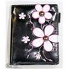 Image 1 : BRAND NEW LADIES SHAG WEAR WALLETS