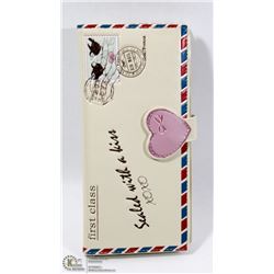 BRAND NEW LADIES SHAG WEAR WALLET