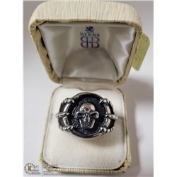 NEW MEN'S SKULL RING SURROUNDED BY