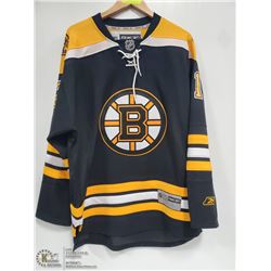 CHUCK KOBASEW AUTOGRAPHED BRUINS JERSEY, SIZE LRG