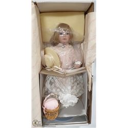 18" HAMILTON DOLL COLLECTION "EMILY"