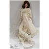 Image 1 : 16" ASHTON DRAKE DOLL "GRANDMOTHER'S DRESS" BRIDE