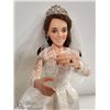 Image 2 : 18" ASHTON DRAKE DOLL "PRINCESS CATHERINE" BRID