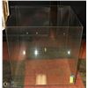 Image 1 : GLASS DISPLAY CUBE 20"X20X20