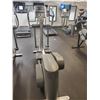 Image 2 : LIFE FITNESS ELLIPTICAL TRAINER FOR STRIDE TOTAL