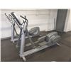 Image 2 : LIFE FITNESS ELLIPTICAL TRAINER FOR STRIDE TOTAL