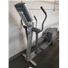 Image 3 : LIFE FITNESS ELLIPTICAL TRAINER FOR STRIDE TOTAL