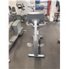 Image 2 : LIFE FITNESS RECOMBINANT BIKE 95RI