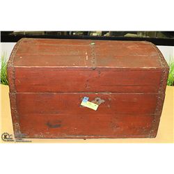 WOOD DOME TOPPED TRUNK 24" X 16" X 15"