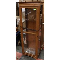 LOCKABLE GLASS CABINET 65" X 22" W /KEY