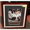 Image 1 : WOOD FRAMED MARK MESSIER OFFICIAL NHL 16" X 19.5"