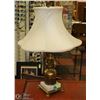 Image 1 : BRASS AND MARBLE BASED LAMP 23" TALL