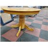 Image 2 : OAK PEDESTAL TABLE NO CHAIRS 29" TALL 43" WIDE