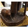 Image 3 : VINTAGE HANDCARVED WOODEN STATUE OF OLD MAN & DOG