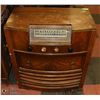 Image 1 : ANTIQUE VIKING CABINET RADIO RECORD PLAYER FOR