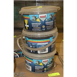 LOT OF THREE 3.5KG PAILS OF ROOFING GRANUALS