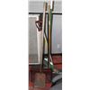 Image 1 : SNOW SHOVELS, BROOMS, FLOOR SQUEEGEE.