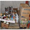 Image 1 : PALLET OF PAINTING AND NEW CLEANING SUPPLIES