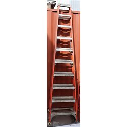 10 FOOT ORANGE FIBREGLASS LADDER