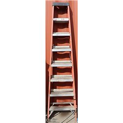 8 FOOT ORANGE FIBREGLASS LADDER