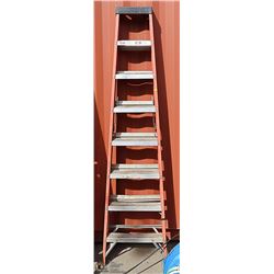 8 FOOT ORANGE FIBREGLASS LADDER