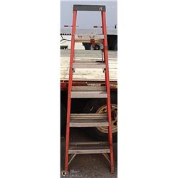 6 FOOT ORANGE FIBREGLASS LADDER