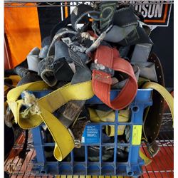 LOT OF SAFTEY HARNESSES