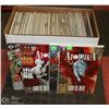 Image 1 : BOX OF COMICS: MARVEL, DC AND OTHERS