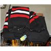 Image 1 : 6 PAIRS OF HOCKEY SOCKS