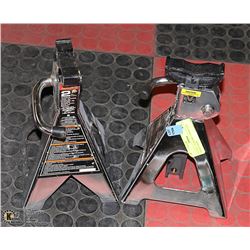 LOT OF 2 TEAM MECHANIX 2TON JACK STANDS