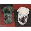 Image 1 : SET OF 2 VINTAGE CERAMIC GRAPE DESIGN WINE