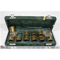 VINTAGE SET OF BRASS NAPKIN RINGS IN VELVET CASE