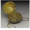 Image 2 : A William IV Silver Gilt Walnut Vinaigrette 