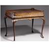 Image 2 : An Irish George III Mahogany Tea Table 