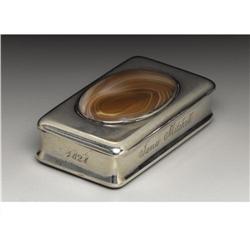 A George III Silver and Agate Snuff Box 