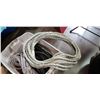 Image 2 : Tote of heavy duty electrical cable and rope
