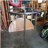 Image 2 : ROLLING SPINNING CLOTHING RACK