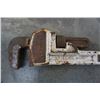 Image 2 : LENOX 24" HEAVY DUTY PIPE WRENCH