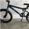 Image 2 : BLACK NO NAME BMX