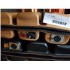 Image 2 : 2 VINTAGE BATTERY BELTS