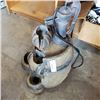 Image 2 : 3ft tall barrel fountain