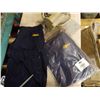 Image 2 : 2 CONDOR BIB OVERALLS AND SHOP LIGHT
