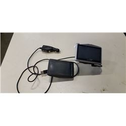2 TOMTOM GPS