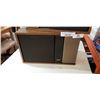 Image 2 : PAIR OF BOSE 301 SERIES 2 SPEAKERS