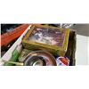 Image 2 : TRAY OF COPPER PANS AND TINS