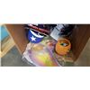 Image 2 : BOX OF HALLOWEEN DECORATIONS AND 2 COSTUMES