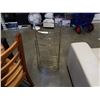 Image 1 : HEAVY BRASS VALET STAND