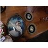 Image 2 : 3 VINTAGE PORTRAITS, CAKE STAND AND PEDESTAL DISH