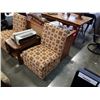 Image 1 : SQUARE PATTERN ACCENT CHAIR