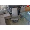 Image 3 : SQUARE GLASSTOP PATIO TABLE AND 4 SWIVEL CHAIRS